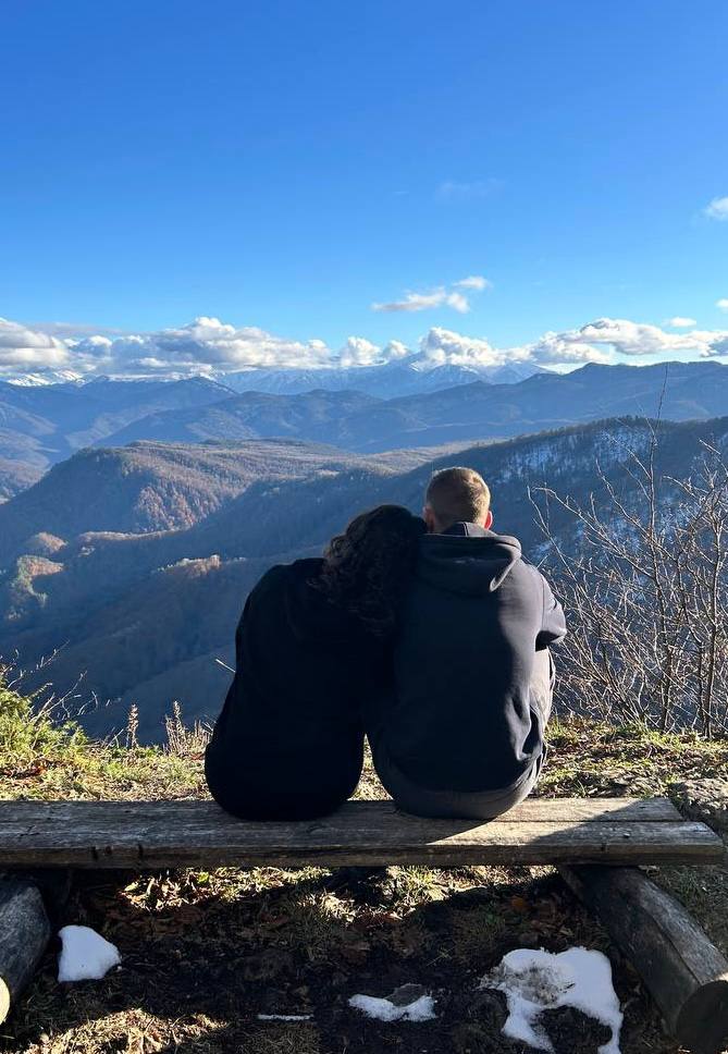 Артём и Виктория